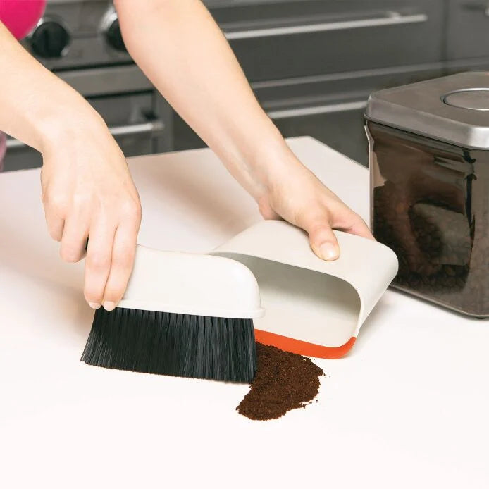 OXO Good Grips Compact Dustpan & Brush Set
