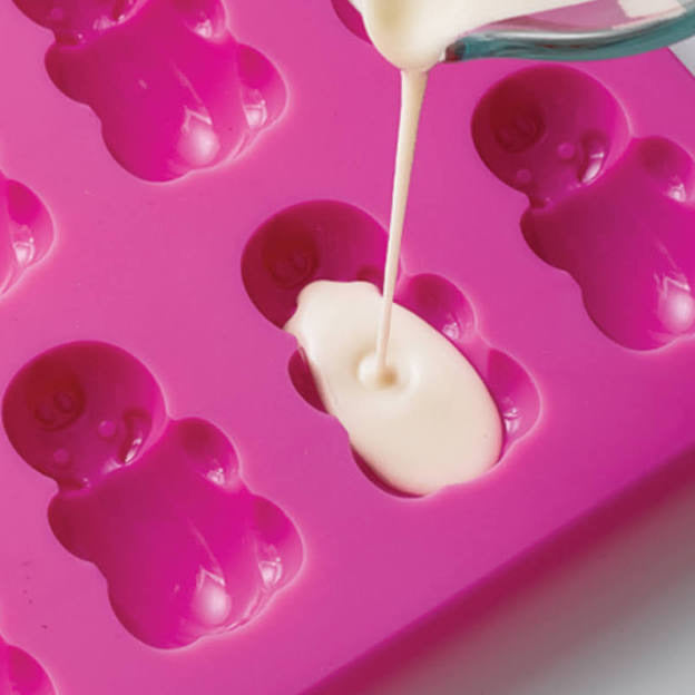 Piggy Pop Silicone Baking Pan - Home Gadgets