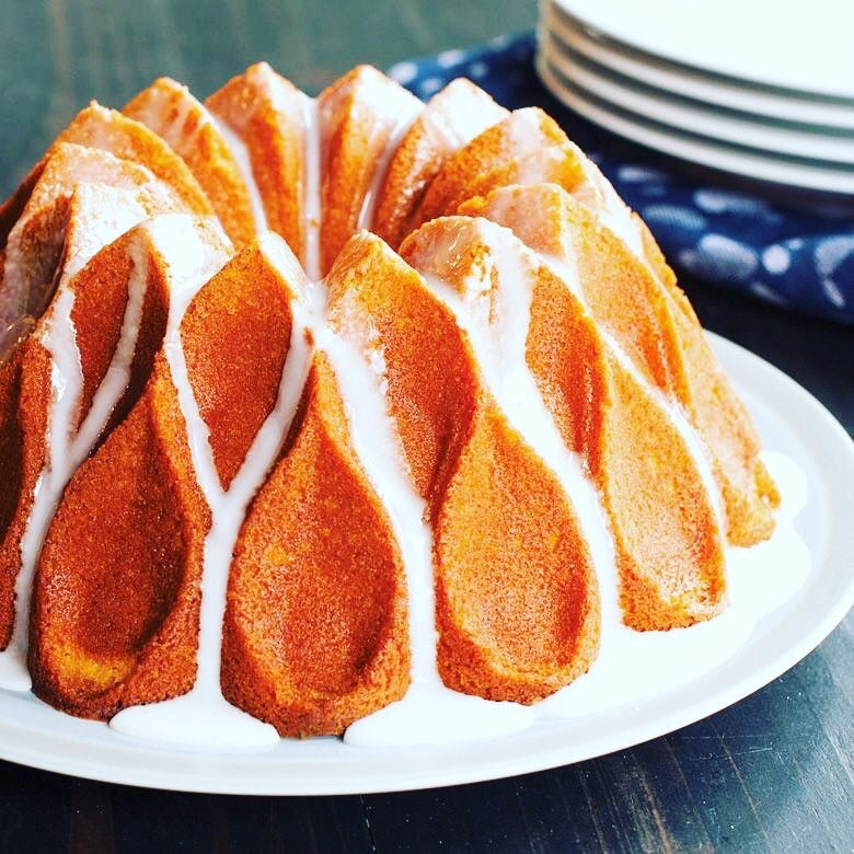 Nordic Ware Crown Bundt Pan - Home Gadgets