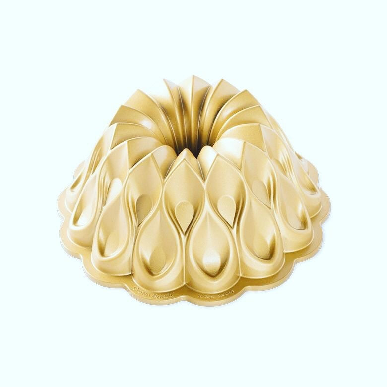 Nordic Ware Crown Bundt Pan - Home Gadgets
