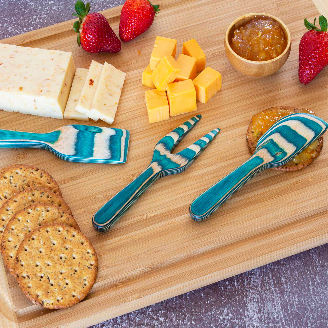 Totally Bamboo Baltique Mykonos 3-Piece Cheese Tool Set