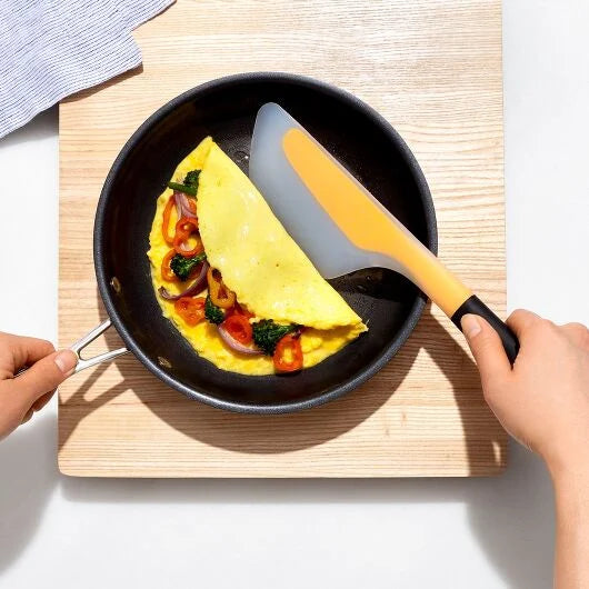 Flip and Fold Omelet Turner