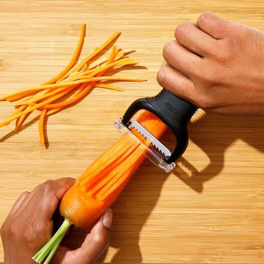 OXO Good Grips 2-Piece Peeler Set