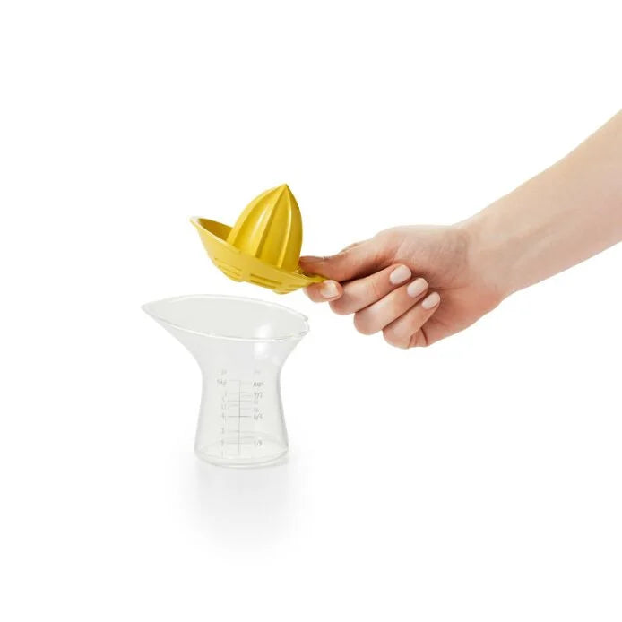 OXO Good Grips Citrus Juicer