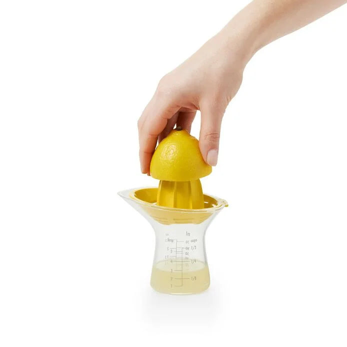 OXO Good Grips Citrus Juicer