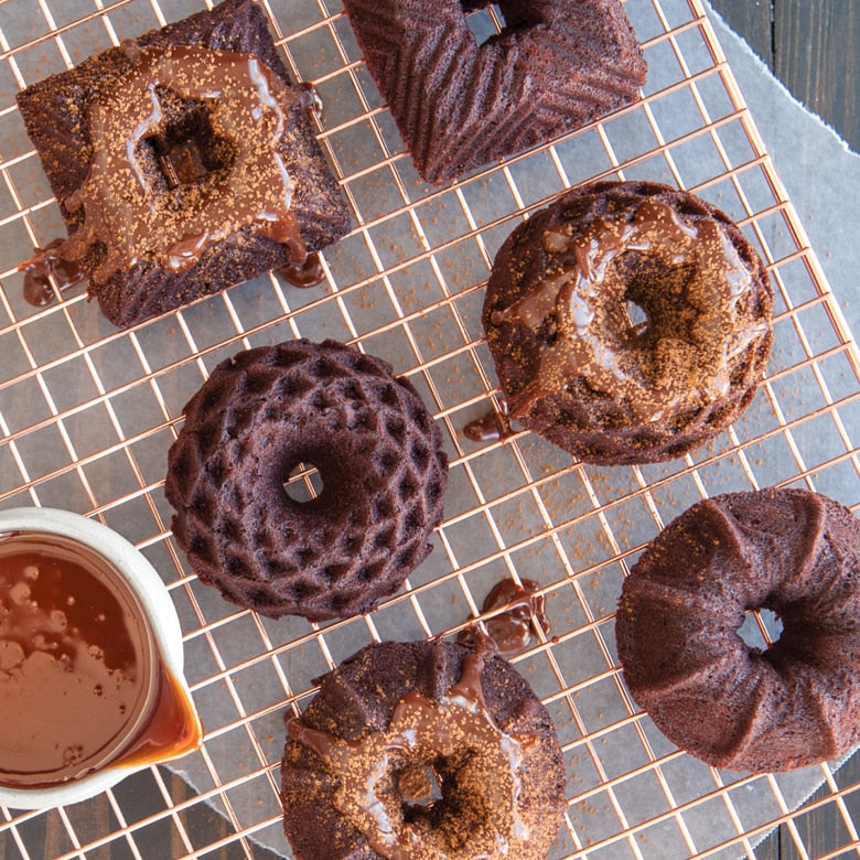 Nordic Ware Geo Bundtlette Pan